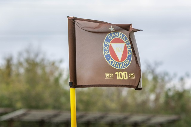 姆本扎：中国足球在精神层面需树立更坚定的目标，要重视青训