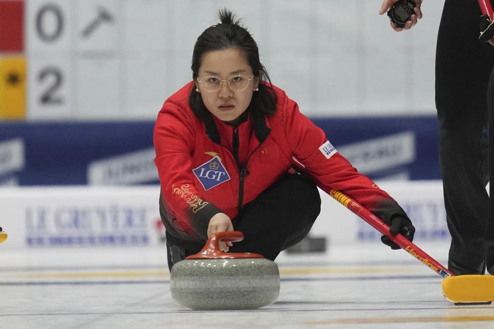 火箭年轻球员成长迅速，赛季表现亮眼