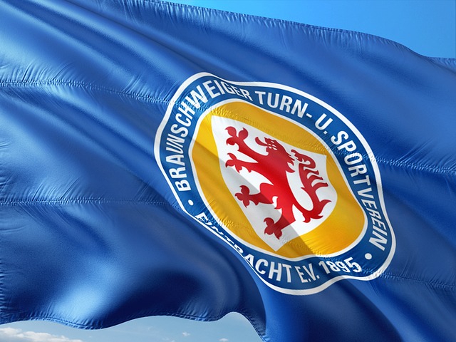 核心对飚！小瓦格纳半场10中7拿到23分2篮板3助攻